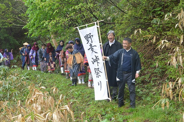 『あゝ野麦峠』歴史に刻む乗鞍山麓の森づくり-飛騨高山-写真