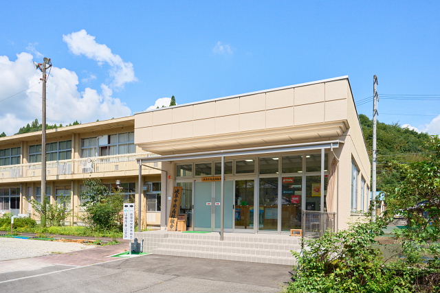 山県さくらのふるさとでカーボンマイナス写真